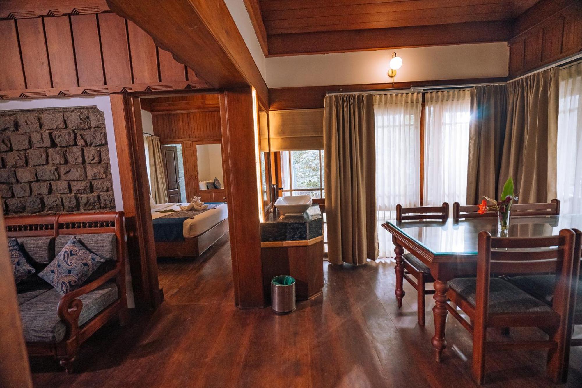 Elixir Woods Luxury Resort And Spa, Munnar Exterior photo