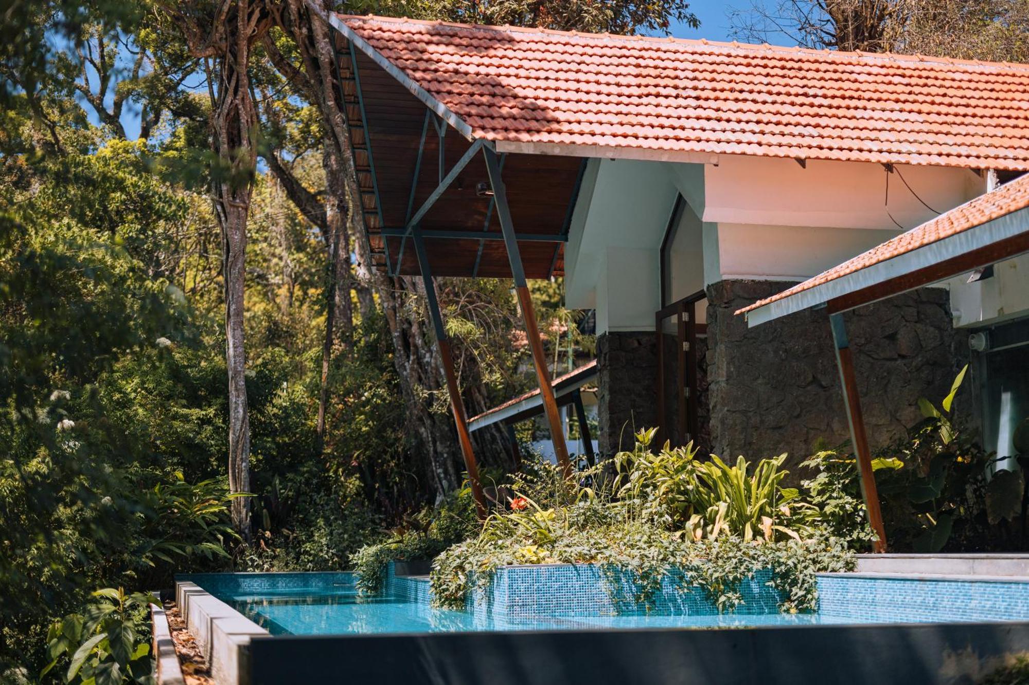 Elixir Woods Luxury Resort And Spa, Munnar Exterior photo