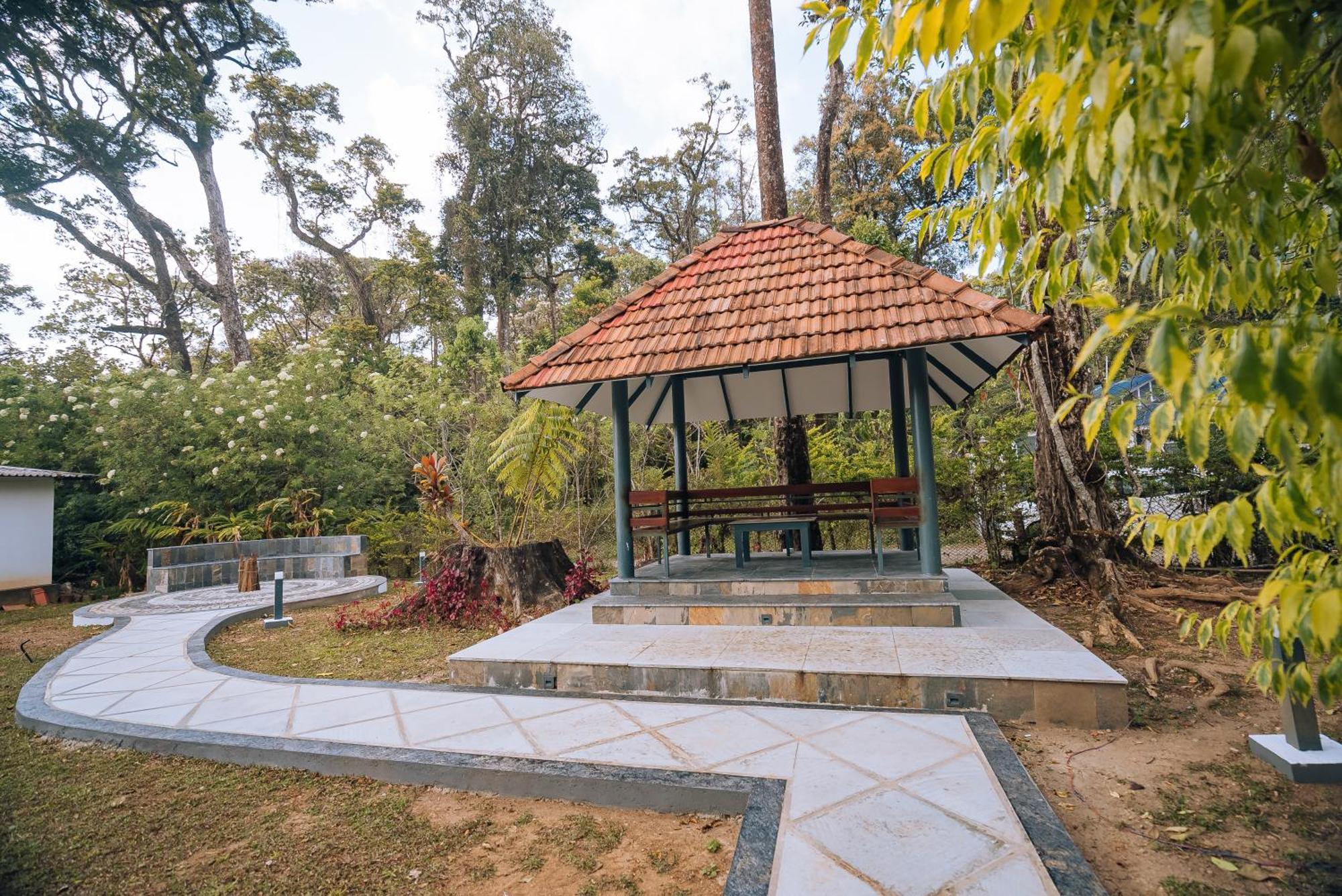 Elixir Woods Luxury Resort And Spa, Munnar Exterior photo