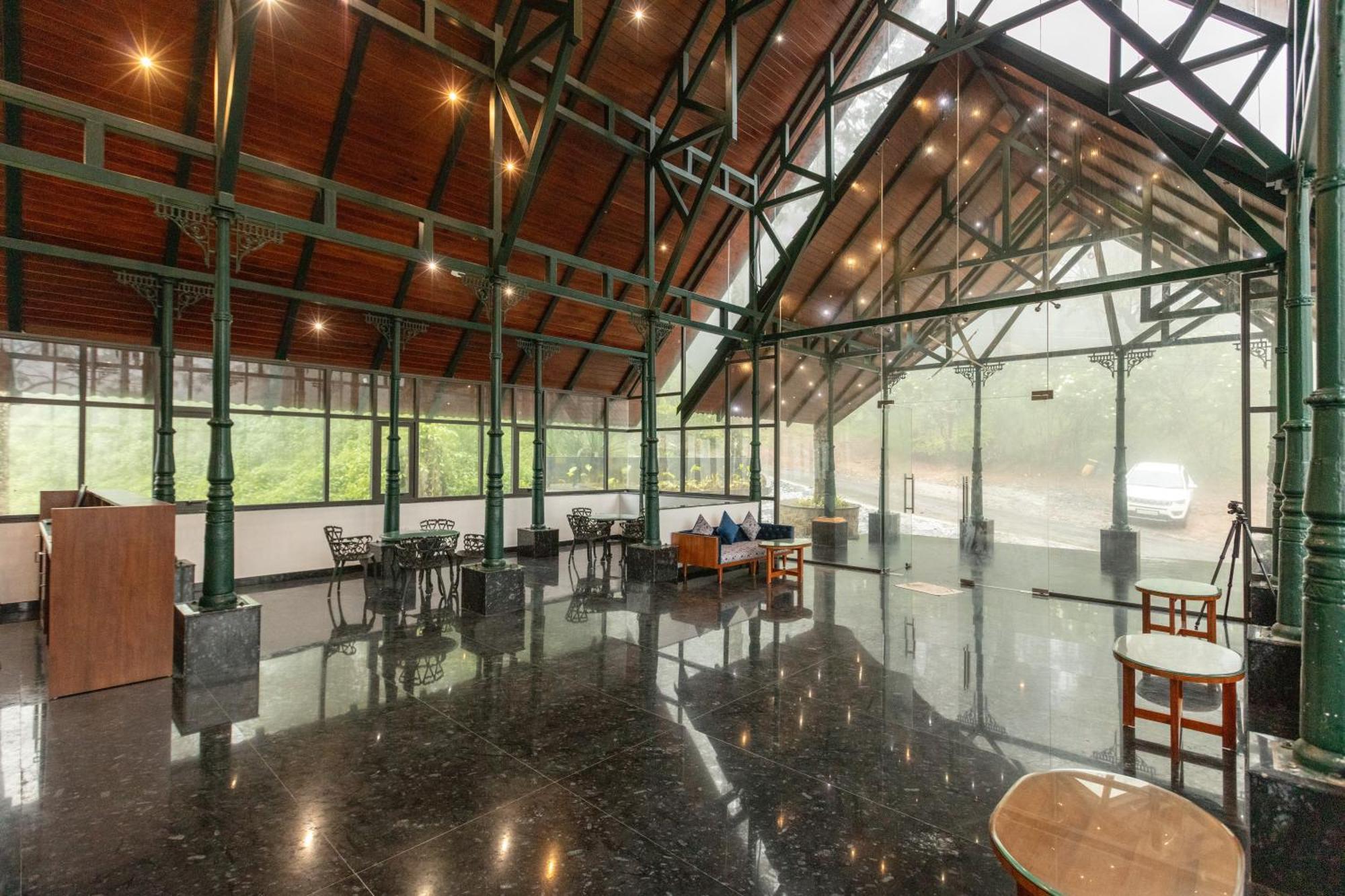 Elixir Woods Luxury Resort And Spa, Munnar Exterior photo